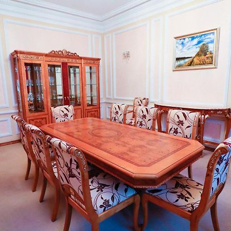 Vip Apartments Dipservice Hall มินสก์ ภายนอก รูปภาพ
