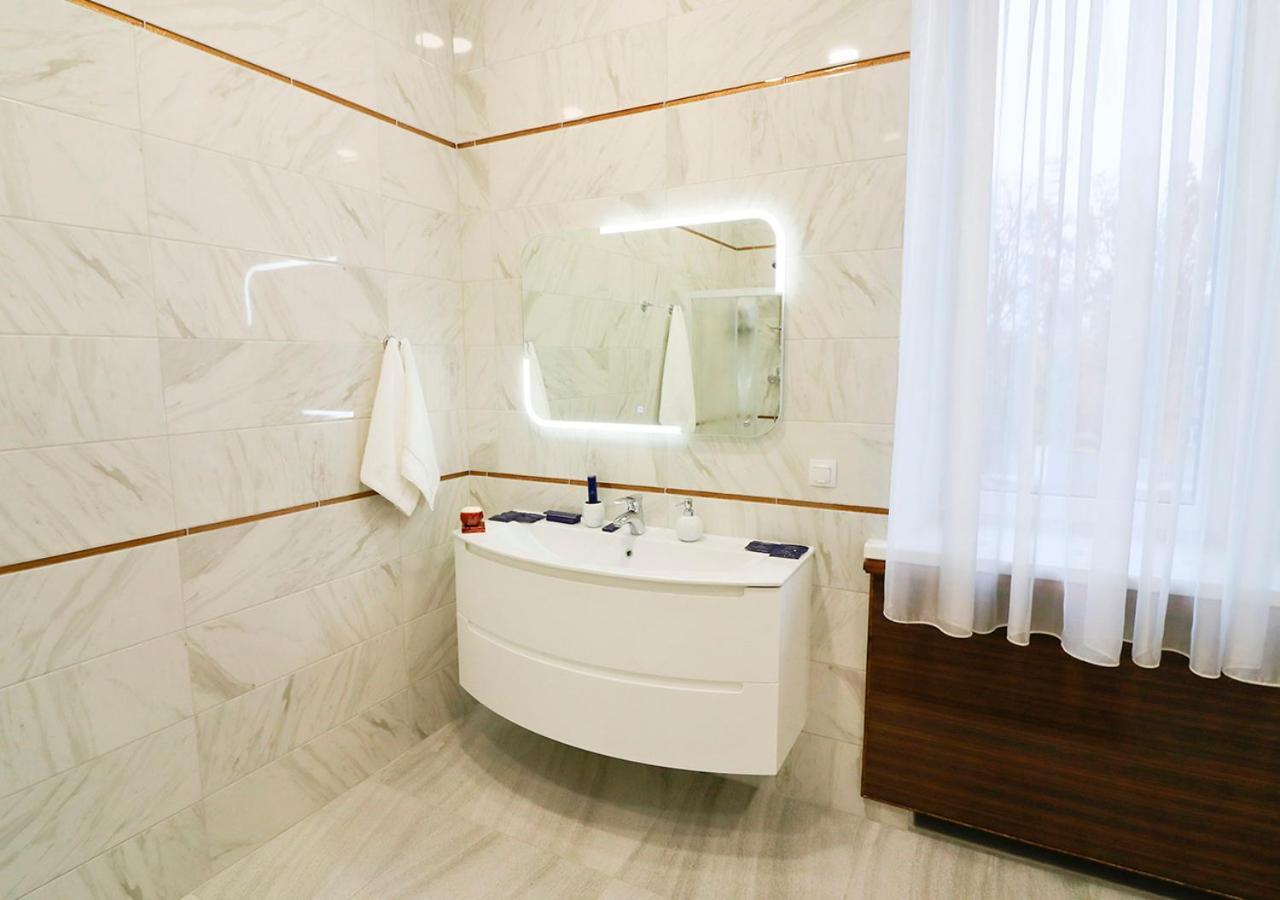 Vip Apartments Dipservice Hall มินสก์ ภายนอก รูปภาพ