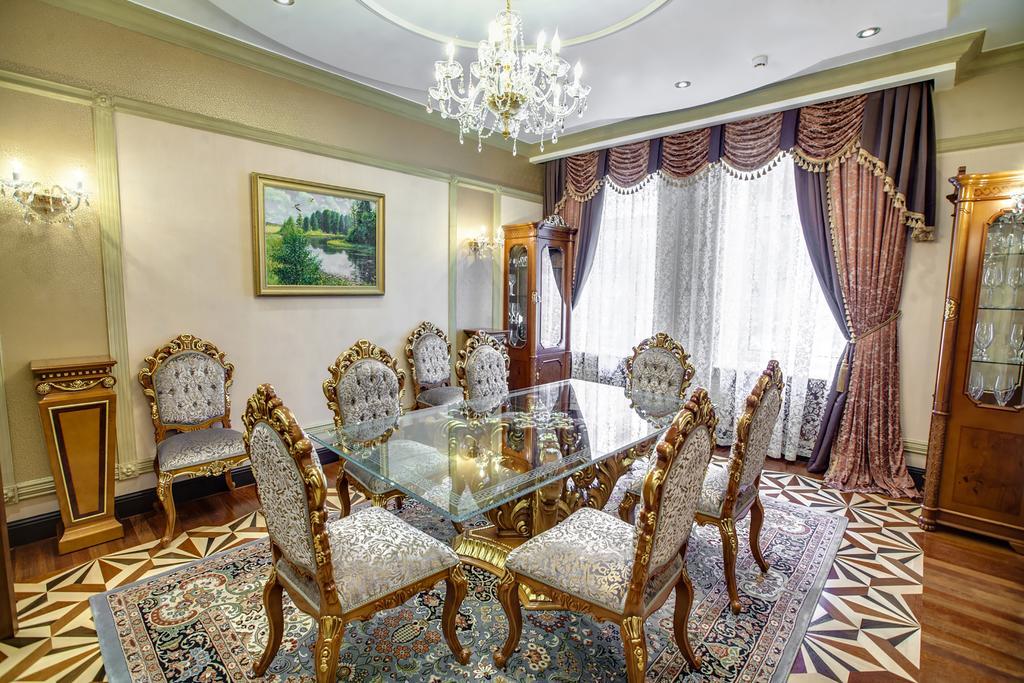 Vip Apartments Dipservice Hall มินสก์ ภายนอก รูปภาพ